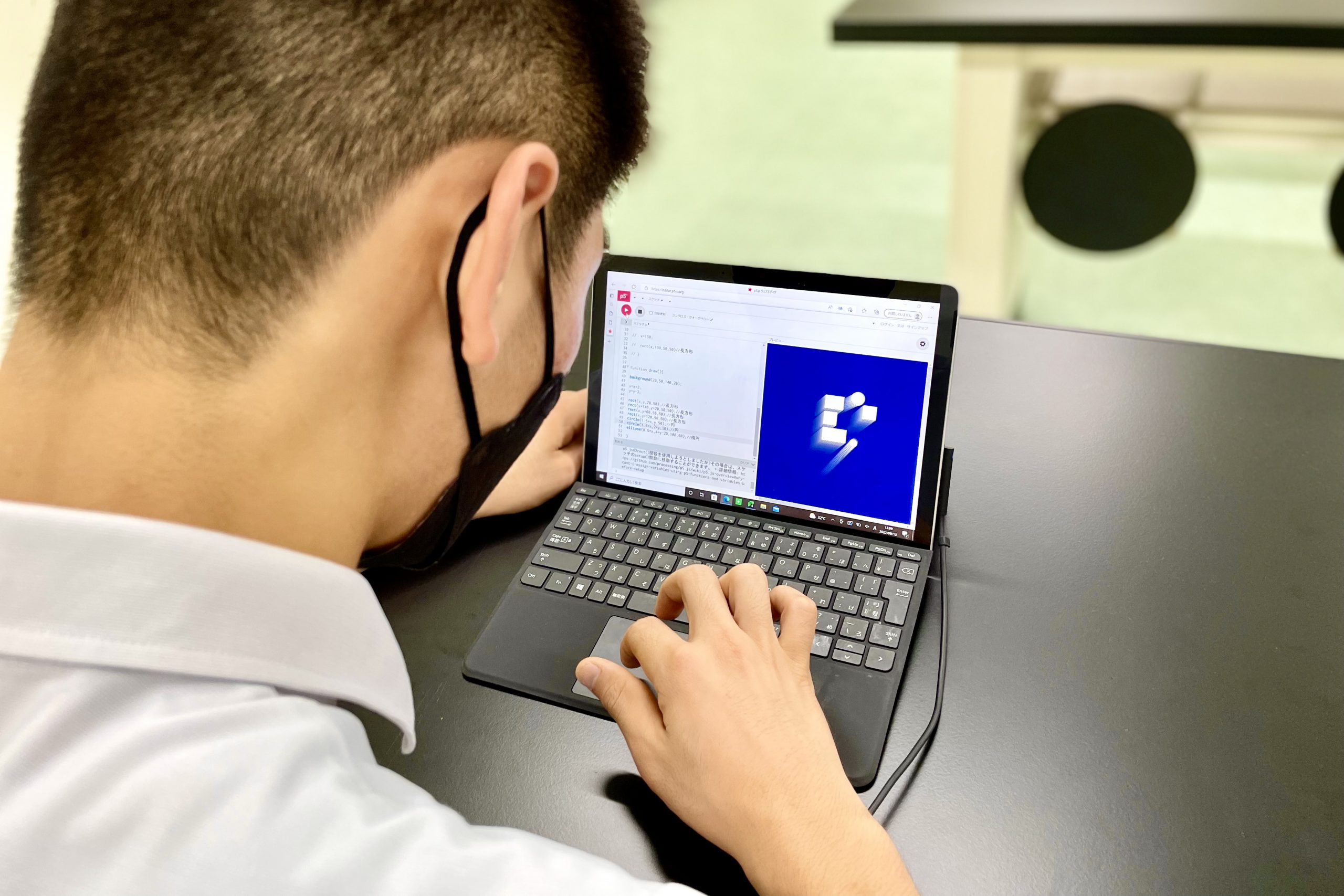 p5.js を用いた「クリエイティブ  コーディング」に挑戦！