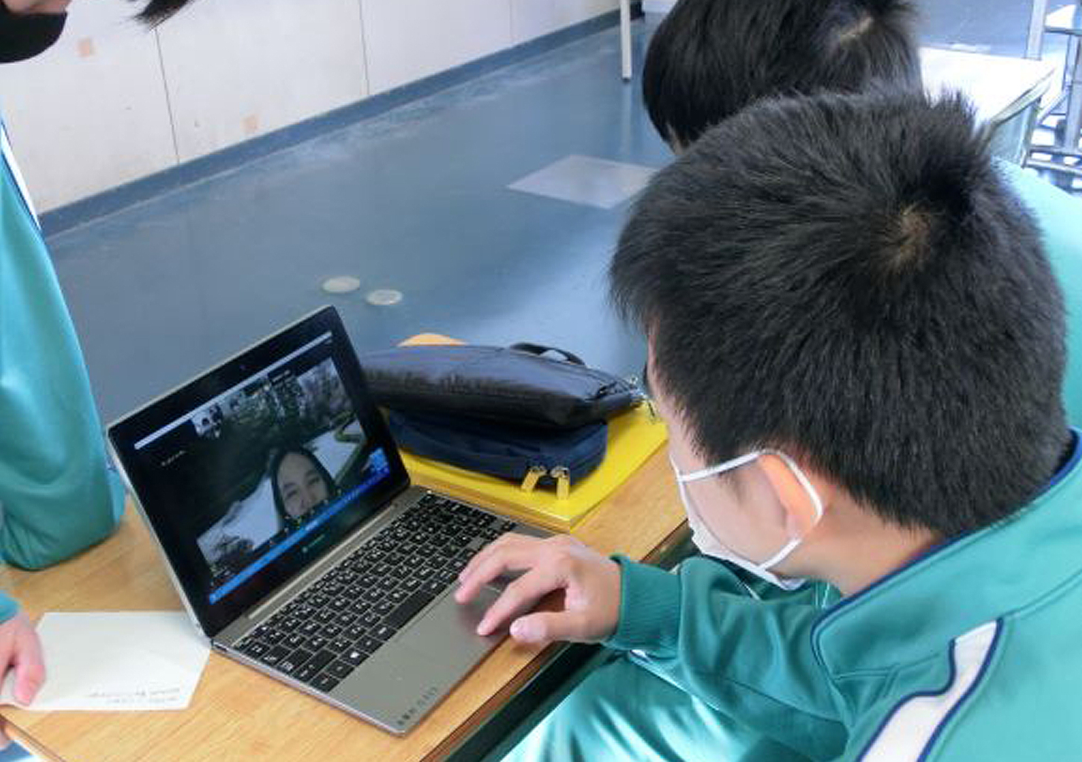 アートで「体験」を生み出す